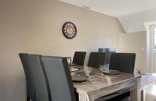 Thiel-sur-Acolin Casa | Gîte de charme en campagne avec climatisation - FR-1-489-338