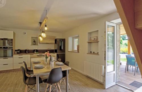 Pouilly-les-Feurs Casa | Gîte de charme avec spa, terrasse et balcon - Tout confort, au cœur de la nature - FR-1-496-303
