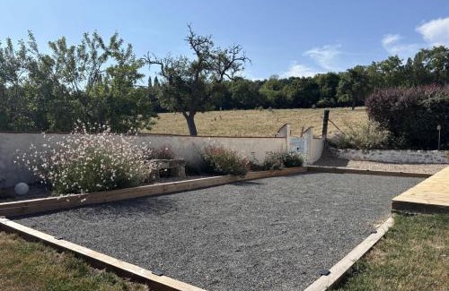 Bellenaves Casa | Gîte de charme pour 2 pers. à Bellenaves, animaux admis - FR-1-489-595