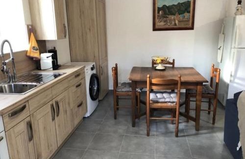 Bellenaves Casa | Gîte de charme pour 2 pers. à Bellenaves, animaux admis - FR-1-489-595