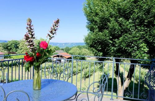 Queyssac-les-Vignes Apartamento | Gîte de France Belleviste 3 épis - Gîte de France 10 personnes MAE-1521