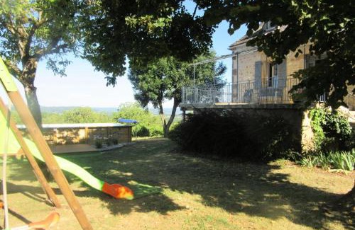 Queyssac-les-Vignes Apartamento | Gîte de France Belleviste 3 épis - Gîte de France 10 personnes MAE-1521