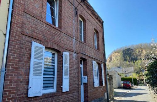 Fumay Casa | gîte de l'ardoise