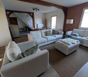 La Neuville-aux-Joutes Casa | Gîte des Petits Prés