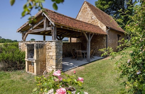 Thonac Cabaña | Castillo de Losse Estate