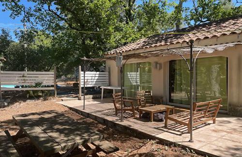 Velleron Casa | Gîte du Jonquas