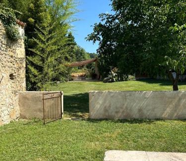 Crastes Apartamento | Gîte En Damé with private pool