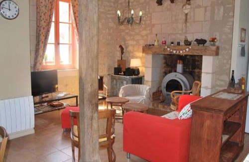 Saint-Senoch Casa | Gîte en Touraine avec cheminée et jardin près de Loches - FR-1-381-40