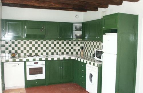Saint-Benoit-la-Foret Casa | Gîte enchanteur 4 km de Chinon avec jardin privé, cheminée, salle de jeux et équipements bébé inclus - FR-1-381-188