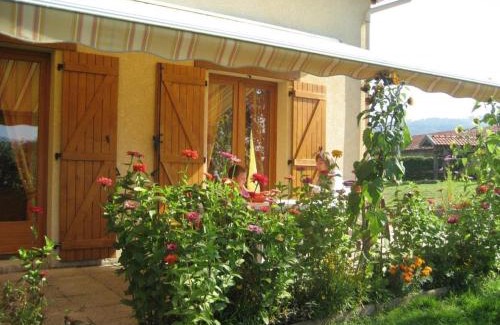 La Tuiliere Casa | Gîte familial avec chambres rénovées, cheminée et animaux acceptés - FR-1-496-93