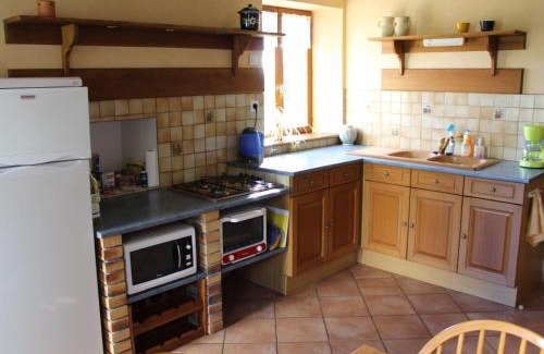 Saint-Germain Casa | Gîte familial calme avec jardin, wifi et équipements bébé, animaux acceptés - FR-1-584-92