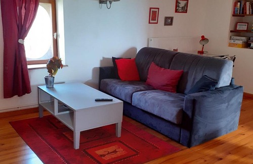 Saint-Germain Casa | Gîte familial calme avec jardin, wifi et équipements bébé, animaux acceptés - FR-1-584-92