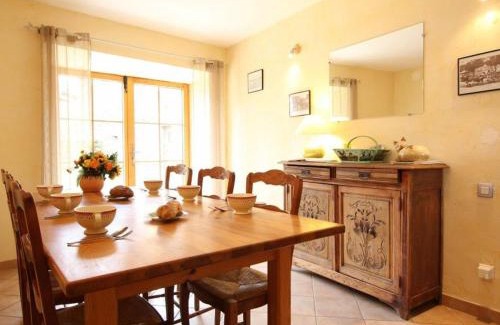 Saint-Christophe-sur-Dolaison Casa | Gîte à la ferme à Saint-Christophe-sur-Dolaison avec terrasse et chambres privatives - FR-1-582-284