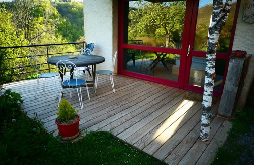 Saint-Cirgues-de-Jordanne Apartamento | Gîte Cocoon au Calme Dans les Montagnes du Cantal sur la Route du Puy Mary