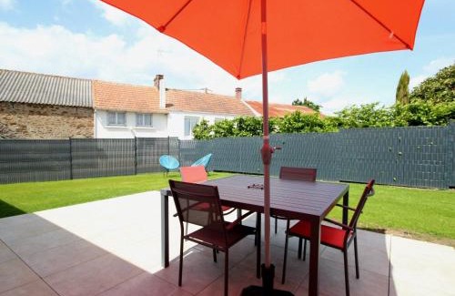 Saint-Philbert-de-Grand-Lieu Casa | Gîte au calme avec jardin privé, vélos gratuits, équipements bébé et garage - proche de Nantes et plages - FR-1-306-980