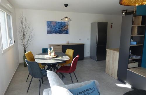 Saint-Laurent-en-Grandvaux Apartamento | Gîte Les Hirondelles