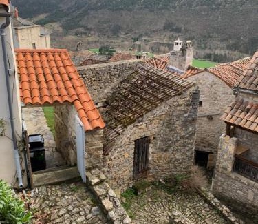 Mostuejouls Casa | Gîte l'oustal de la fontaine Grand Causses et Gorges du Tarn