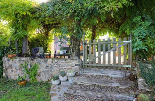 Ladignac le Long Casa | Gîte LA FORESTERIE