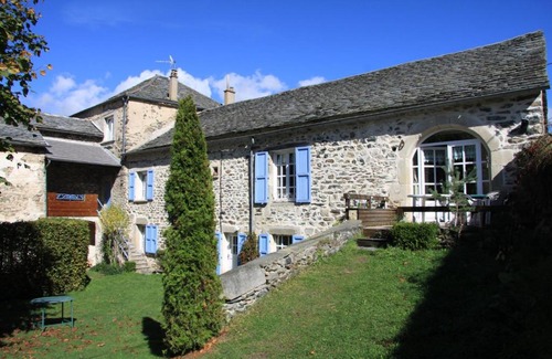 Saint-Hostien Casa | Gîte La Parenthèse