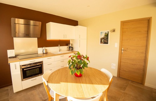 Lans-en-Vercors Cabaña | Gîte-Moderno-Baño privado con bañera-Terraza-4 étoiles