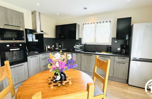 Les Martys Casa | Gîte le Bouirou - LES MARTYS