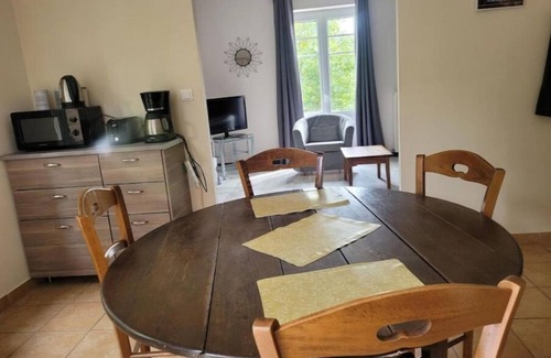 Saint-Lattier Casa | Gîte Le Cèdre Bleu