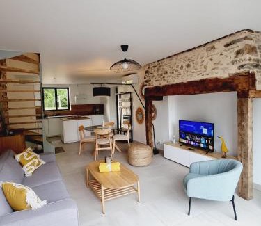 Lagrauliere Casa | Gîte Le Chambougeal avec spa privatif