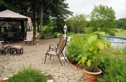 Mauricie Cama Y Desayuno | Gîte le Grandelinois - La Jeanne D'arc - Habitación con Cama King