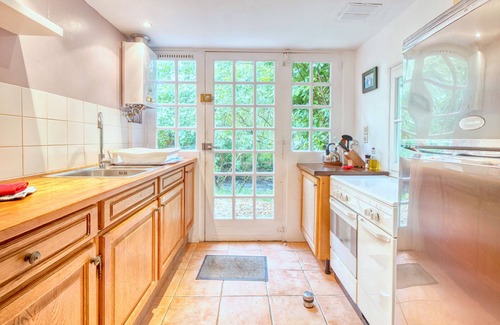 Varaignes Casa | Gîte Le Martin Pêcheur - Domaine l'Étang des Mirandes con piscina compartida