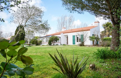 Le Perrier Casa | Gîte le Pré Coquart, Spacieux et Paisible