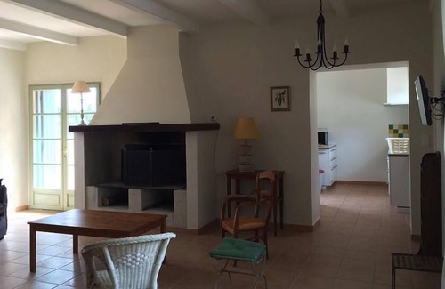 Salles-d'Aude Apartamento | Apartamento-Villa-Baño en la habitacion-Vista al Jardín-Gîte Le Ramonétage