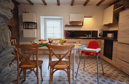 Tavigny Casa | Gîte Les bergeronnettes-Casa-Baño privado con bañera-Vista al campo