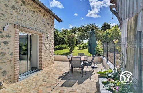 Ampoigne Casa | Gîte Les mésanges, jusqu'à 6 personnes