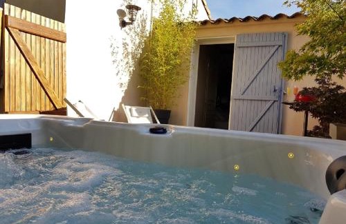 Moussan Casa | Gîte Les Roseaux Spa extérieur privatif inclus