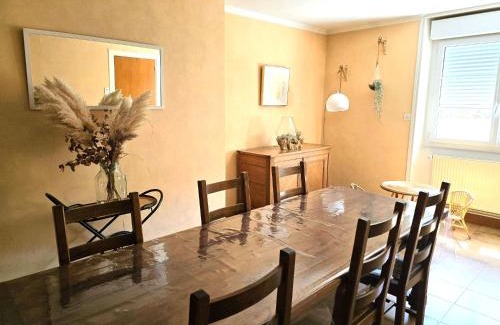 Polisy Casa | Gîte Les Treilles