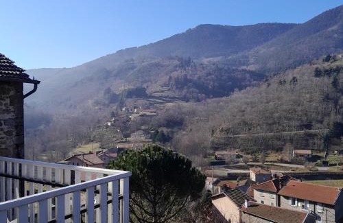Saint-Julien-Vocance Casa | Gîte MANDRA chez gîtes QUE CANTA