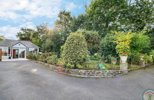 Miniac-Morvan Casa | Gîte Miniac-Morvan, 4 pièces, 5 personnes - FR-1-538-17