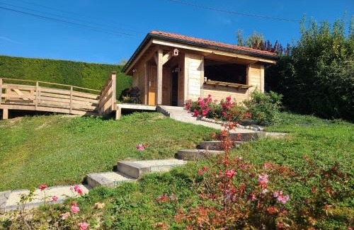 Contrexeville Casa | Gîte moderne avec accès indépendant, proche centre-ville et Thermes, terrasse et équipements inclus - FR-1-589-57