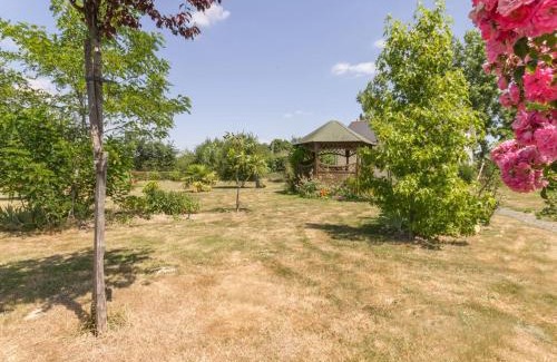 La Chevallerais Casa | Gîte rénové avec jardin, salle de jeux et vélos, près du Canal de Nantes à Brest - FR-1-306-1016