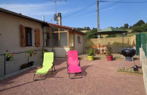 Saint-Marcel-dʼUrfe Casa | Gîte rural confortable avec terrasse, animaux admis - FR-1-496-235