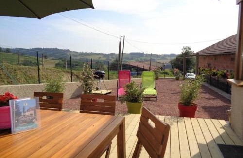 Saint-Marcel-dʼUrfe Casa | Gîte rural confortable avec terrasse, animaux admis - FR-1-496-235