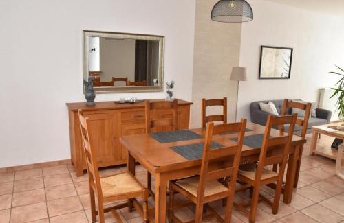 Cressanges Casa | Gîte rustique à Cressanges avec piscine et Wi-Fi - FR-1-489-57