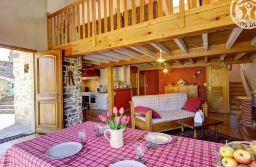 Fontanes Casa | Gîte spacieux avec jardin, terrasse, et parc proche du château - 6 pers., animaux acceptés - FR-1-496-102