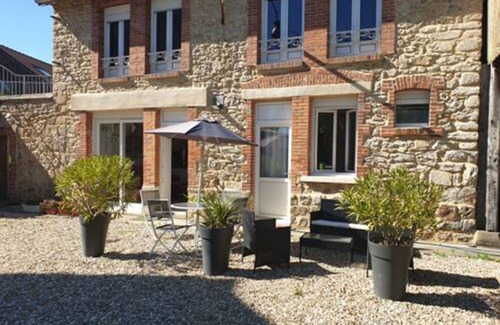Bussiere-Dunoise Casa | Gîte, swimming pool, sauna.