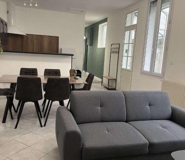 Sully-sur-Loire Apartamento | Gîte T3 Cœur de ville