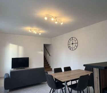 Sully-sur-Loire Apartamento | Gîte T3 Cœur de ville