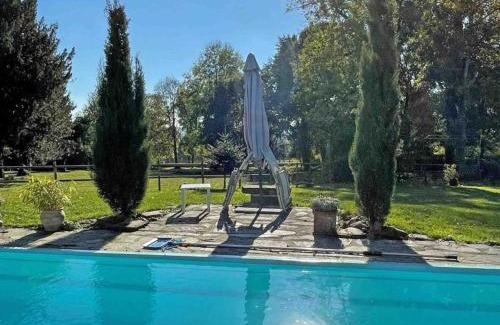 La Chapelle d'Audaine Casa | Gîte tout confort avec piscine chauffée, jardin et terrasse, idéal pour curistes et randonneurs - FR-1-497-199