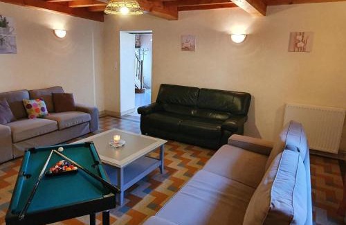 Saint-Paul-de-Vezelin Casa | Gîtes charmants en campagne, cheminée, animaux acceptés, WiFi, 11 pers. - FR-1-496-273