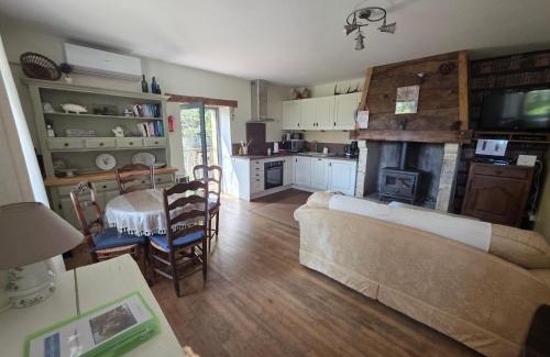 Frayssinet-le-Gelat Casa | Gîtes Le Carpe Diem, Cottage Le Petit Pattaris