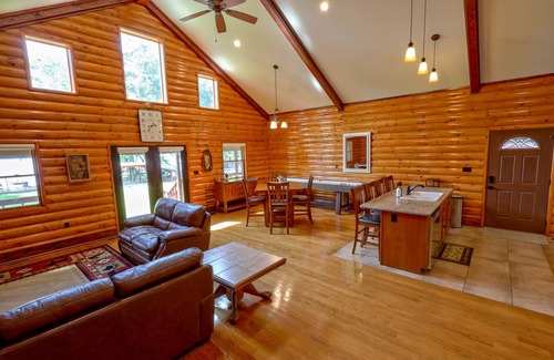 Conway Cabina | G Lodge - Cabin 2 night min
